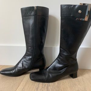 Gorgeous black Louis Vuitton boots size 8.5